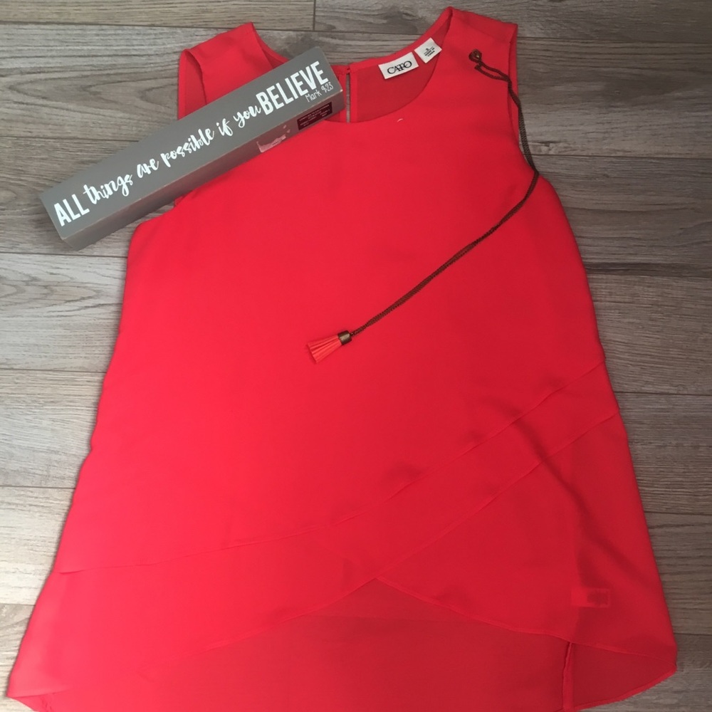 Lightly worn women’s tank top